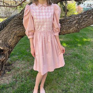 1980s Vintage girl’s dress by Canadian designer Elen Henderson. Girls size 12.